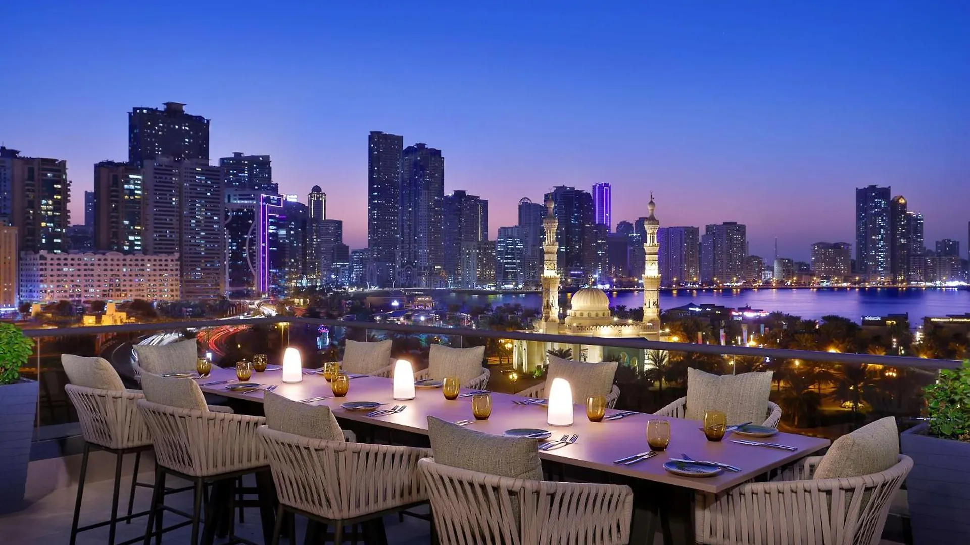 ****  Doubletree By Hilton Sharjah Waterfront Hotel And Residences 阿拉伯联合酋长国