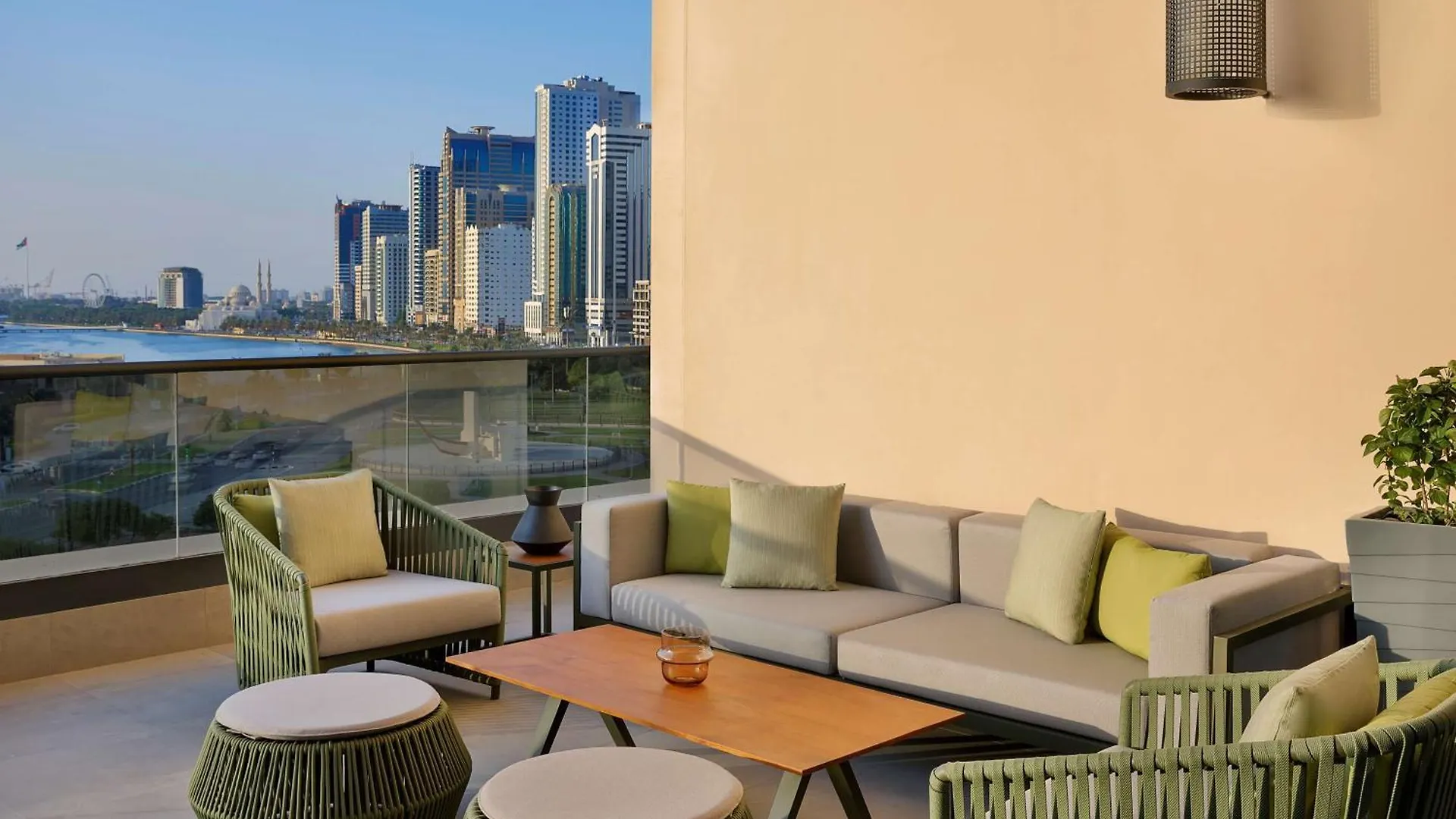 Doubletree By Hilton Sharjah Waterfront Hotel And Residences